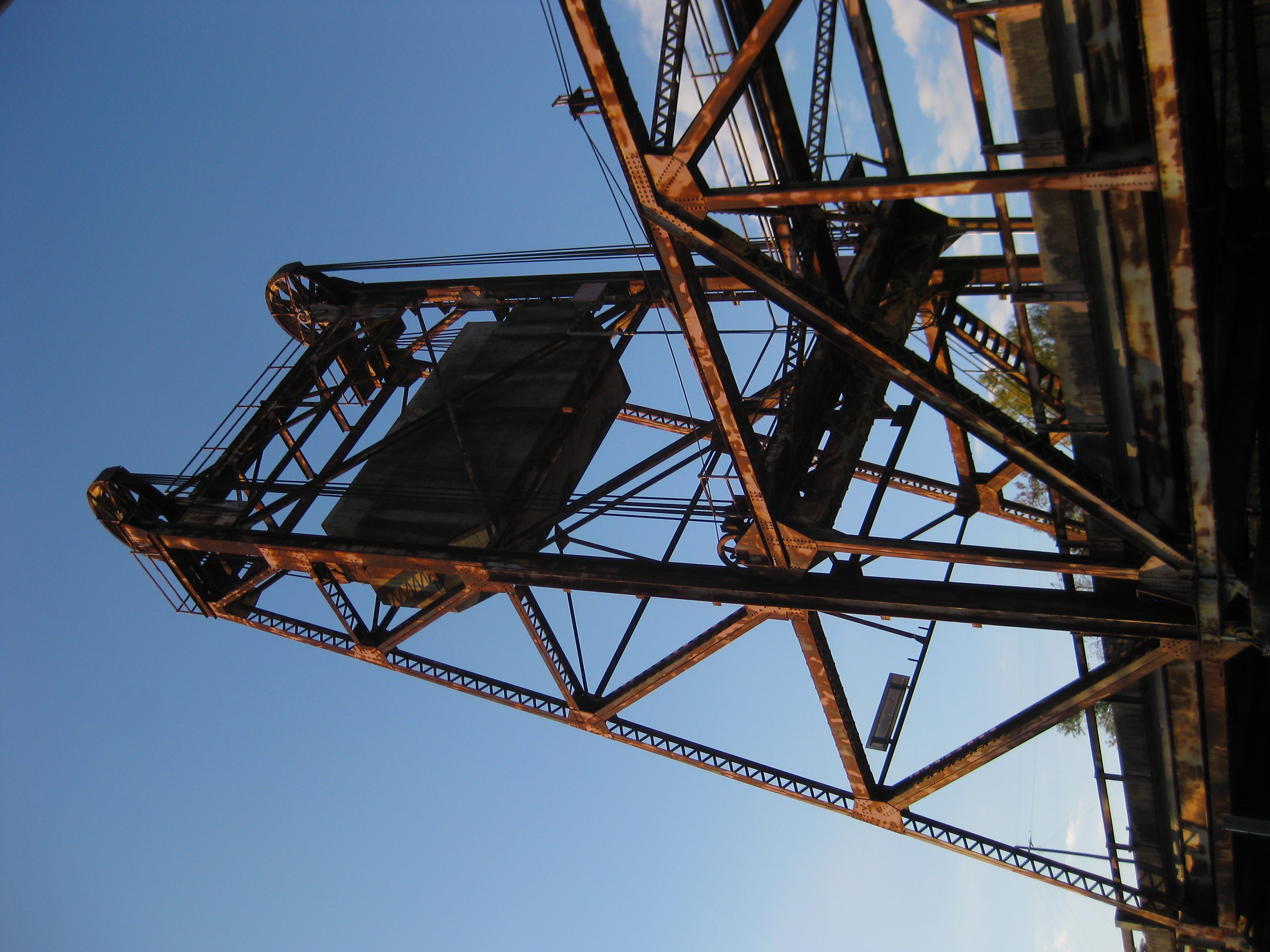 Image of one side of a large vertical-lift bridge